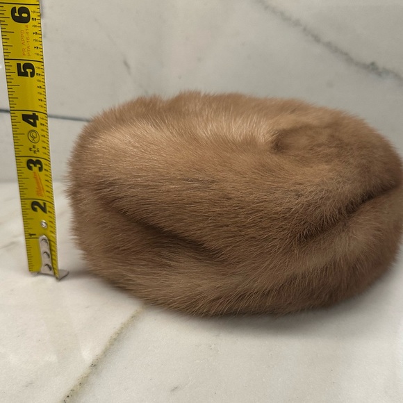EUC Vintage Marshall Field & Co Mink Hat main image 9